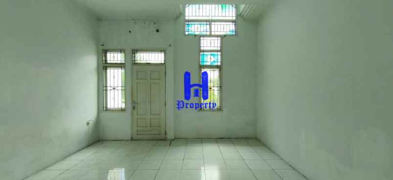 disewakan rumah komplek cemara hijau jalan