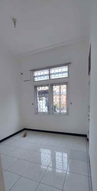 disewakan rumah mulyosari