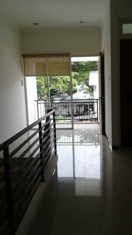 disewakan rumah ngagel wasana