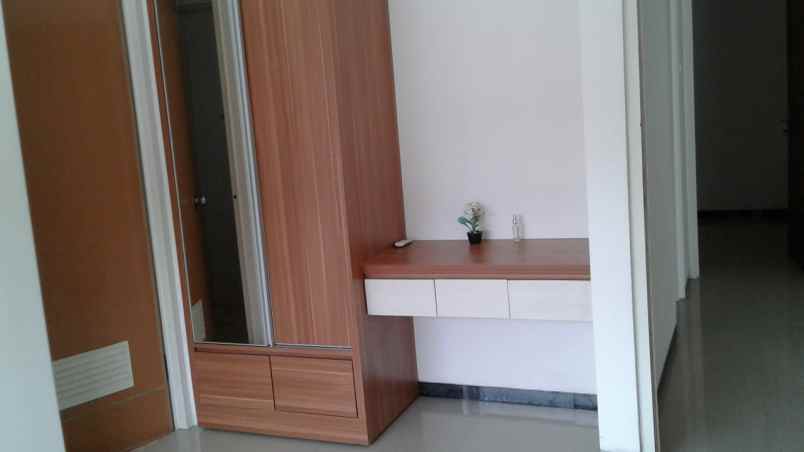 disewakan rumah ngagel wasana