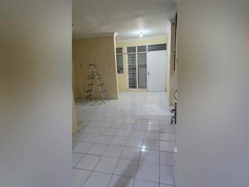 disewakan rumah pondok pekayon indah