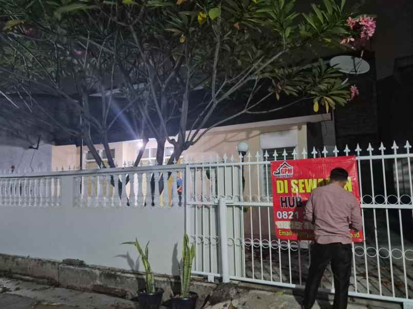 disewakan rumah pondok pekayon indah