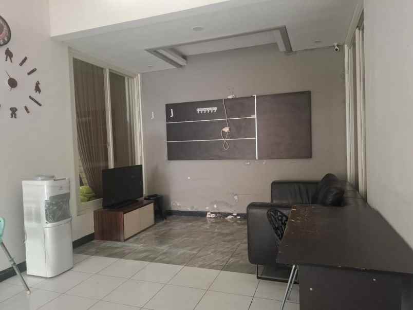 disewakan rumah taman puspa raya citraland