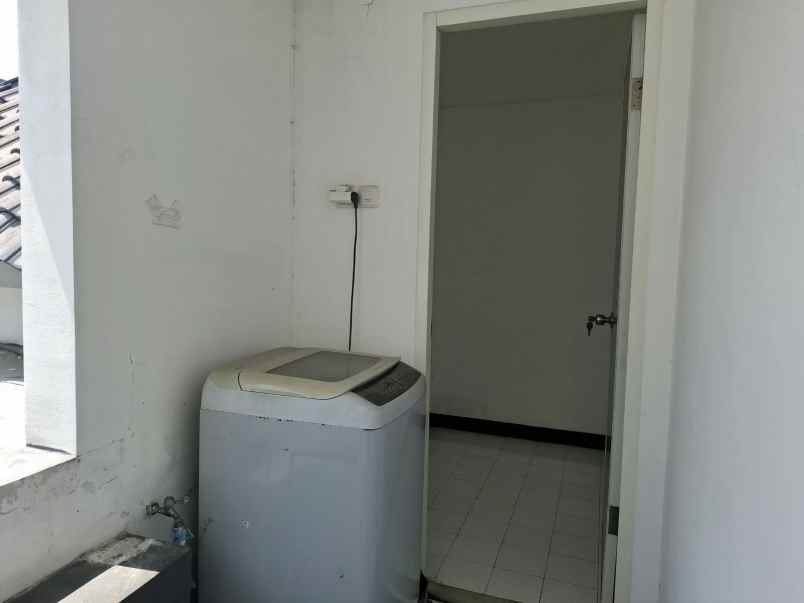 disewakan rumah taman puspa raya citraland
