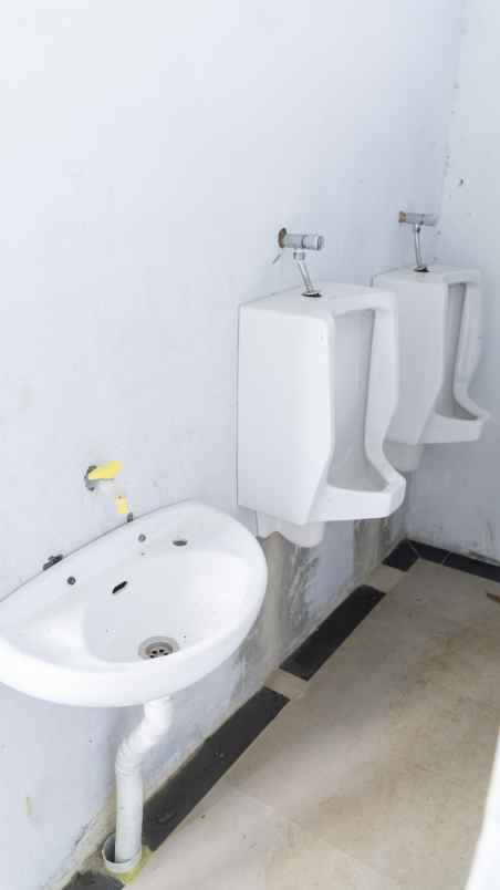 disewakan villa villa triple a saung bambu