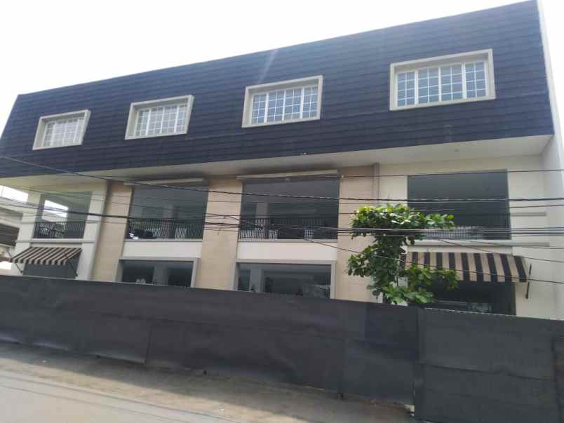 gedung lt 600 m2 di kalimalang jakarta timur murah