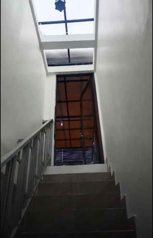 jaul rumah komplex kehutanan wanamulya tangerang