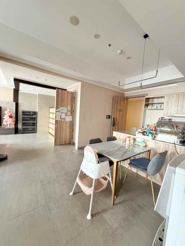 jual apartemen menara jakarta tower azure 130 m 3br