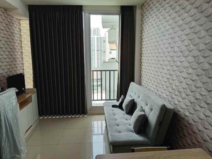 jual apartemen treepark serpong 1br view pool