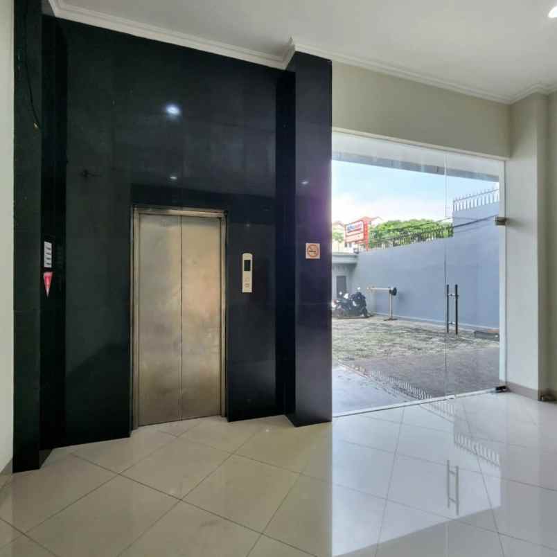 jual cepat gedung lokasi strategis di cilandak jakarta