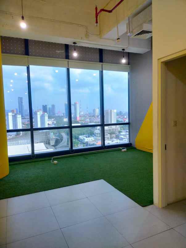 jual ciputra world office space surabaya lantai 15