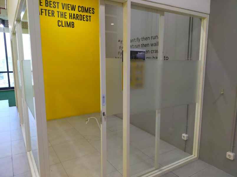 jual ciputra world office space surabaya lantai 15