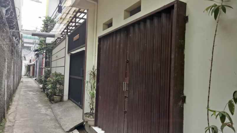 jual kosan 40 kamar dekat stasiun pondok cina depok
