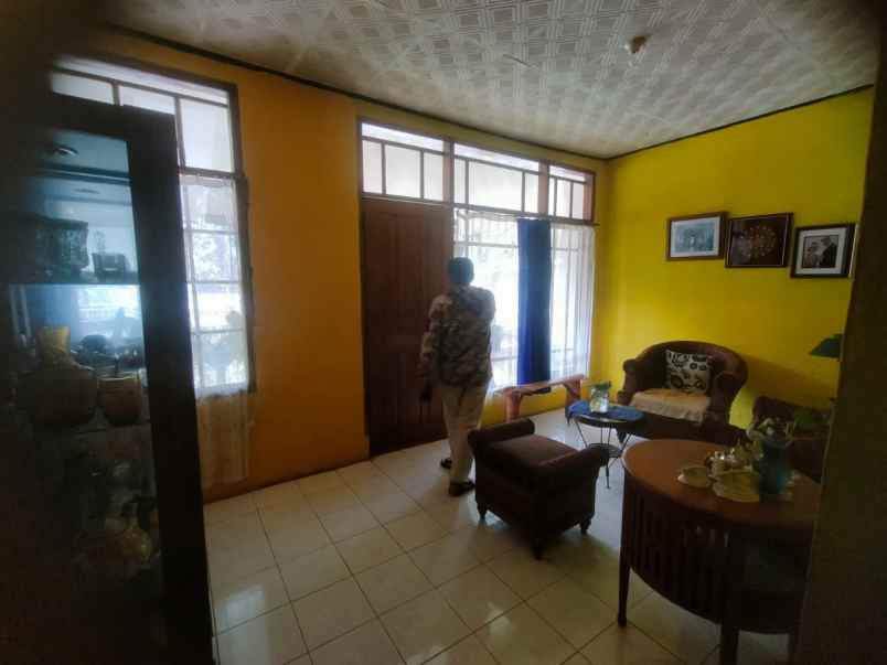 jual rumah 1 5 lantai di jatihandap cicaheum bandung