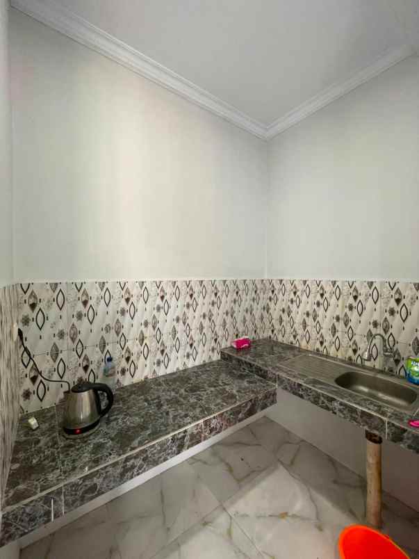 jual rumah 4 kt dekat akses jaklinko jagakarsa