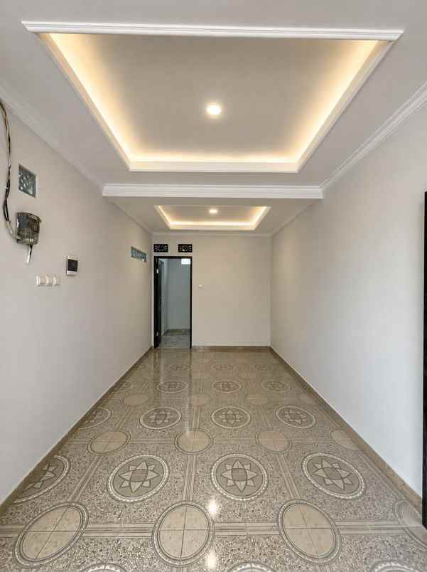 jual rumah 4 kt dekat akses jaklinko jagakarsa