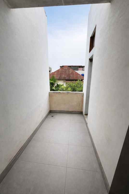 jual rumah baru komplek joglo kembangan jakarta barat