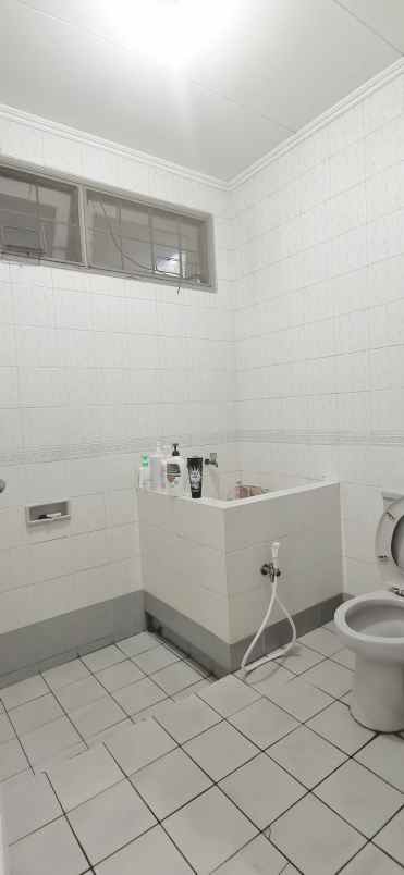 jual rumah luas mangga besar tamansari jakarta barat