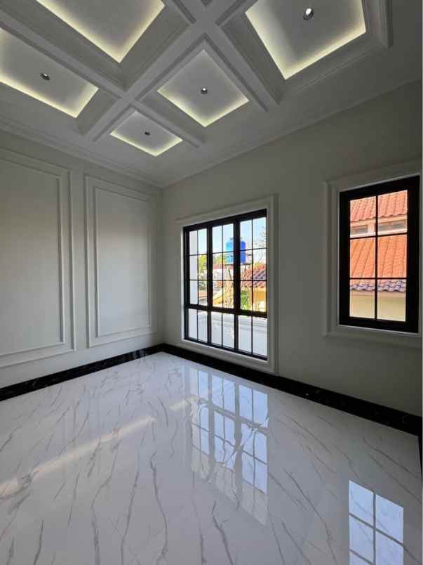 jual rumah mewah di pokoh wedomartani dekat sd model