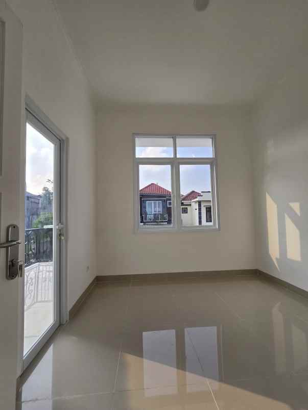 jual rumah siap huni legenda wisata cibubur