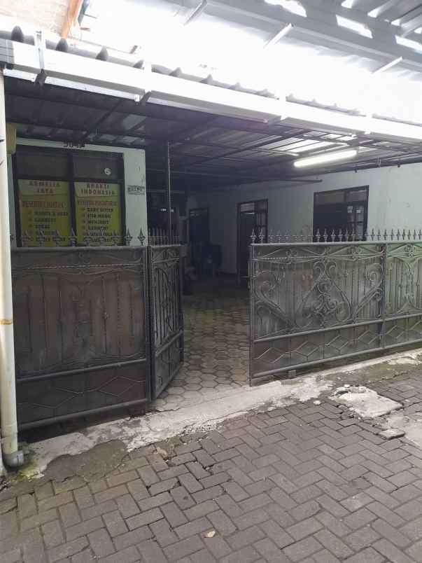kost kotsn dijual strategis