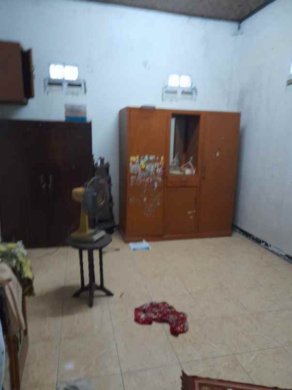 kost kotsn dijual strategis