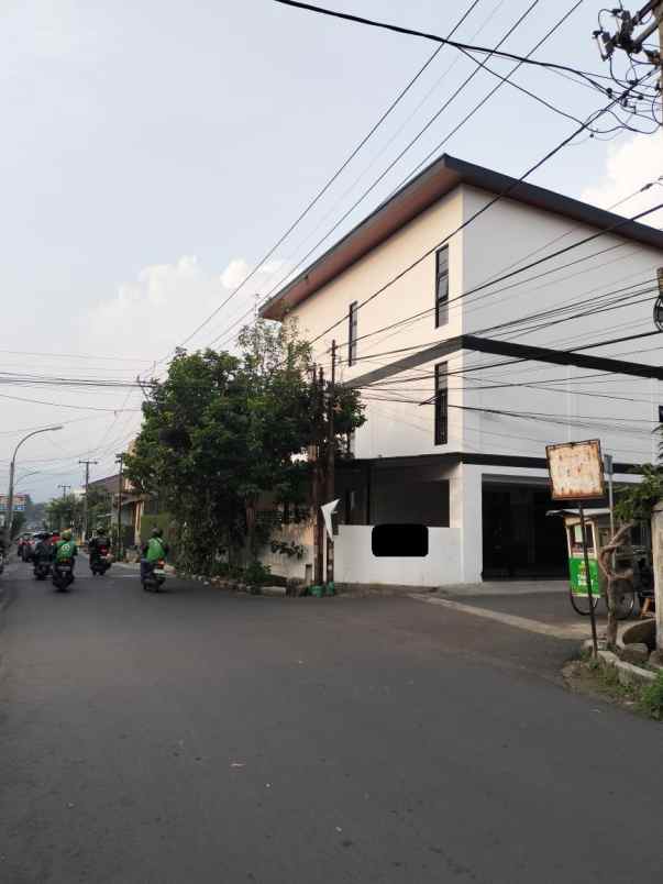 kostan mewah komplek padasuka indah bangunan baru