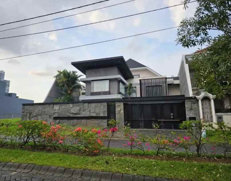 murah rumah bukit darmo golf view bagus