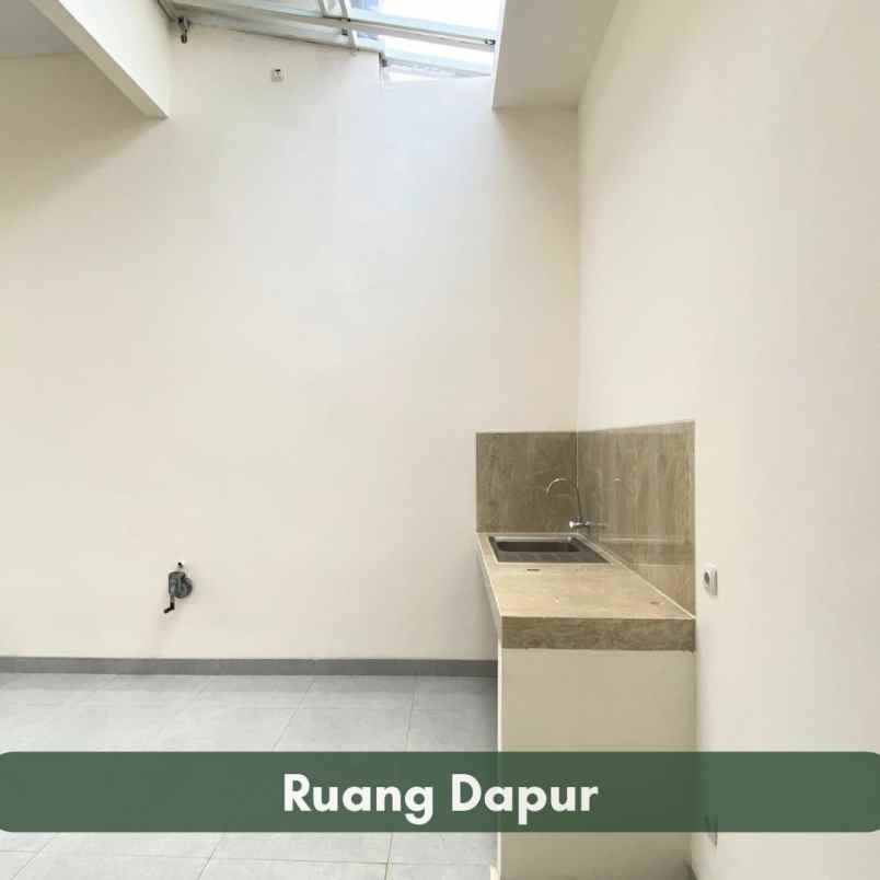 panorama taman sari perumahan lokasi dekat pintu tol