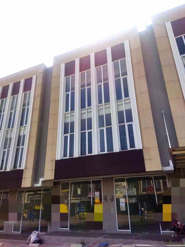 ruko 3lantai pinggir jalan kota wisata cibubur