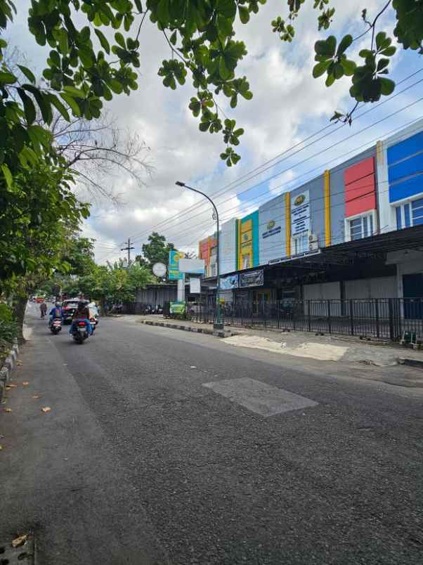 ruko di jogjakarta dijual madewo apples