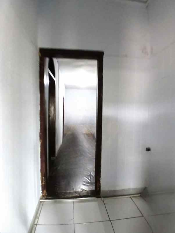 ruko hook siap pakai luas 181m cipinang jakarta timur