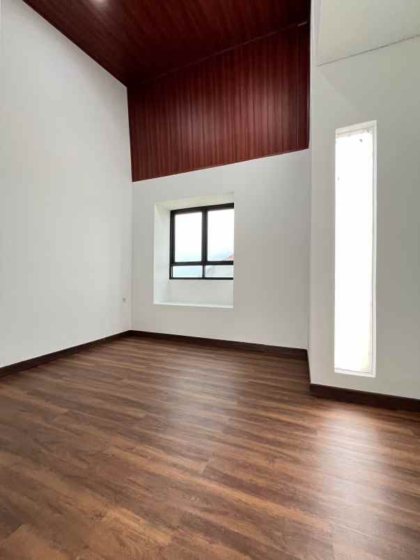 rumah 2 lantai 700 jutaan jatiasih bekasi