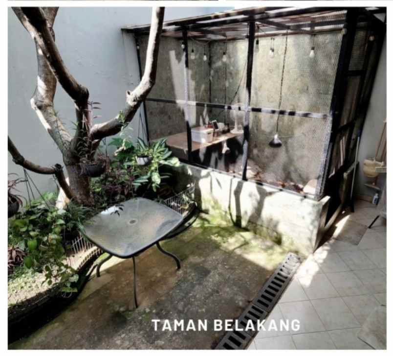 rumah 2 lantai bebas banjir di graha santoso rungkut