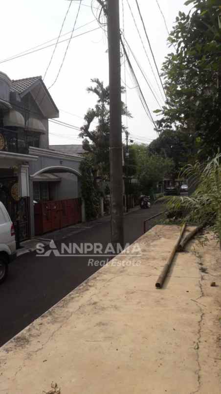 rumah 2 lantai di nusantara depok beji rcrhd rn