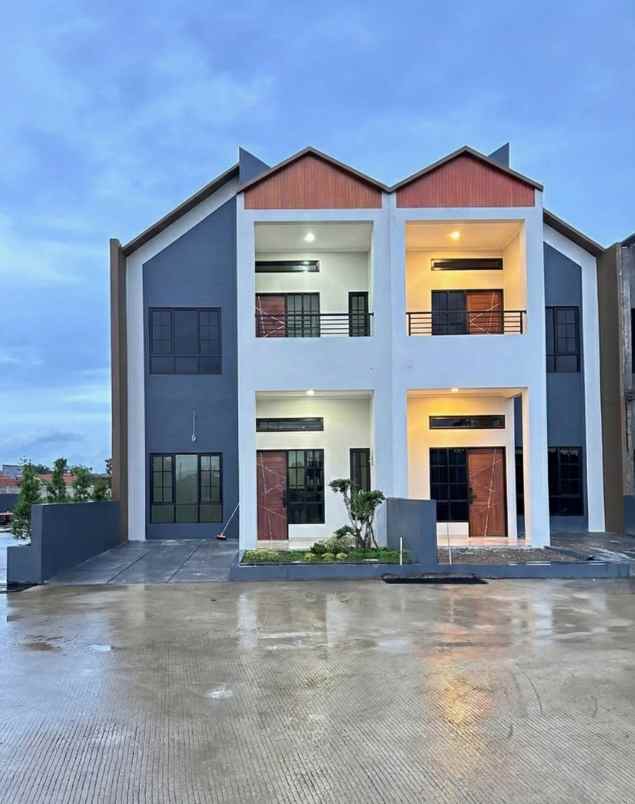 rumah 2 lantai di warung bambu karawang