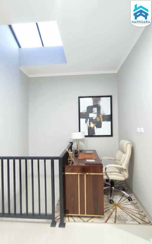 rumah 2 lantai di warung bambu karawang