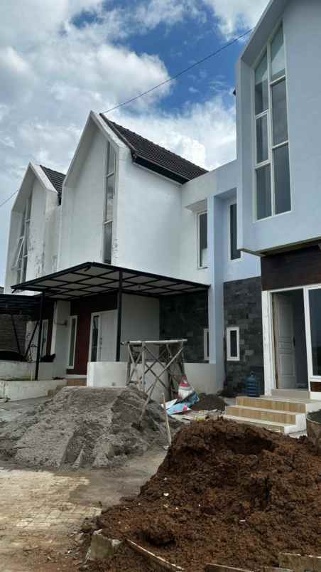 rumah akses mobil murah di madiun
