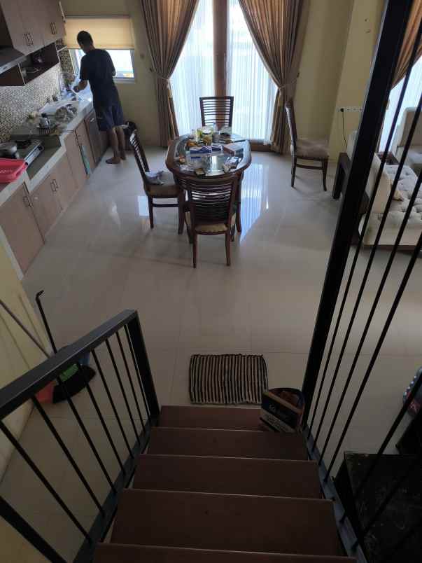 rumah bagus kuldesak di cigadung dago