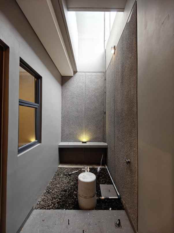 rumah baru dalam komplek di jatiasi bekasi