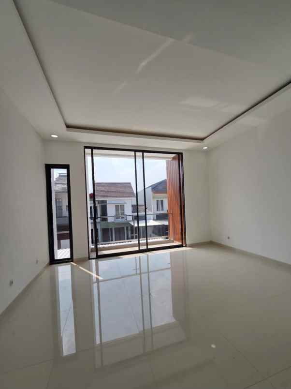 rumah baru minimalis siap huni di metland puri