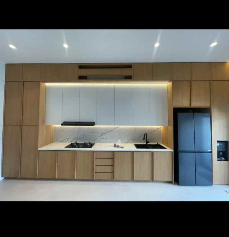 rumah baru modern dalam cluster di jatibening