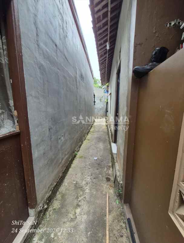 rumah cantik siap huni di pancoran mas akses motor