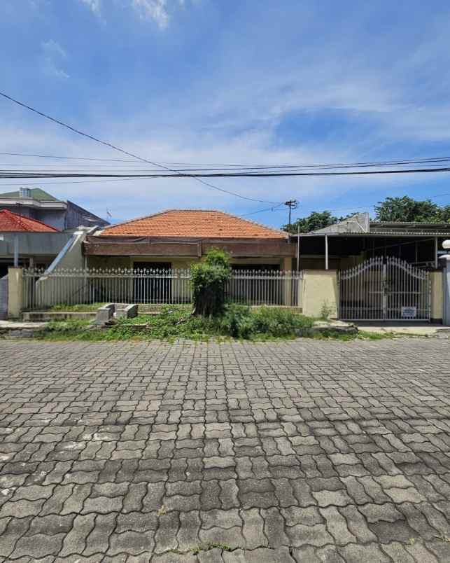 rumah dharmahusada strategis row jalan 3 mobil