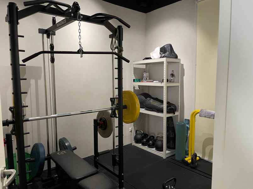 rumah dijual greenlake citraland surabaya barat