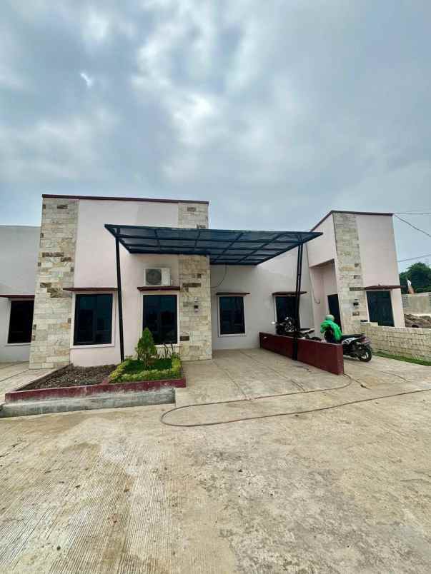 rumah elit onegate sistem cikarang selatan