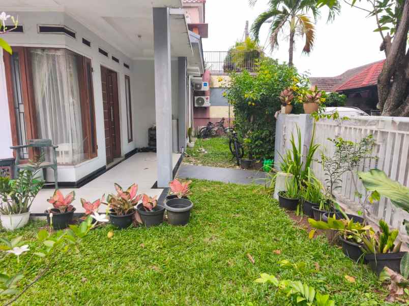 rumah hook jatijajar estate depok lt 166 m rp1 750 m
