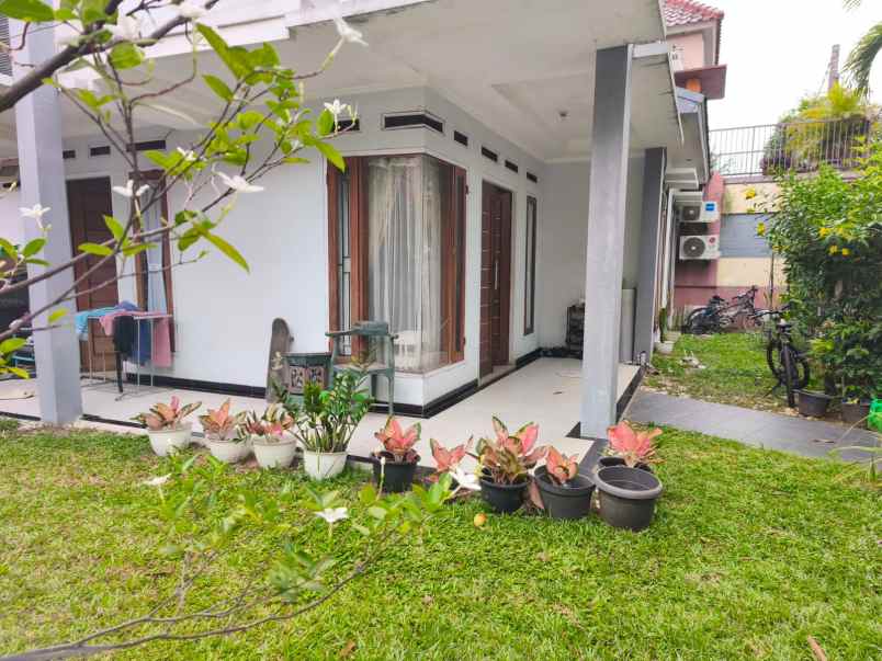 rumah hook jatijajar estate depok lt 166 m rp1 750 m