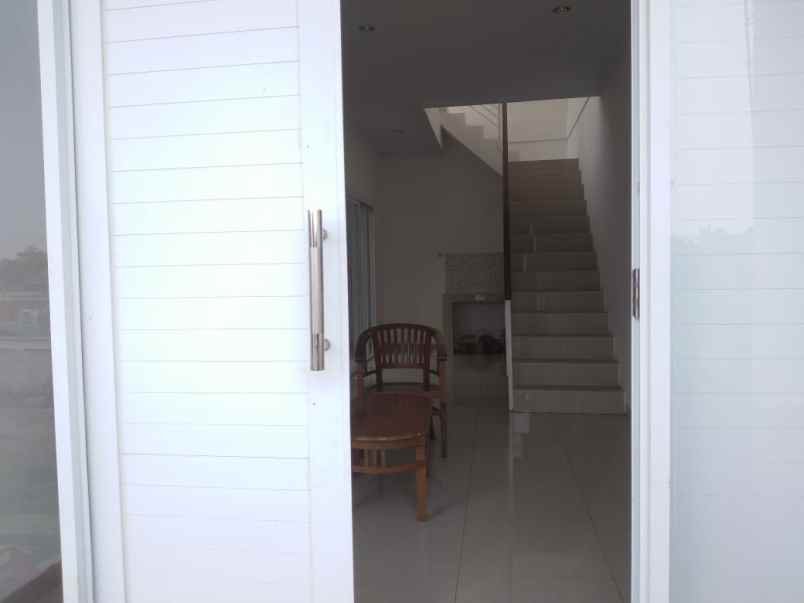 rumah jakarta selatan mewah murah dan luas