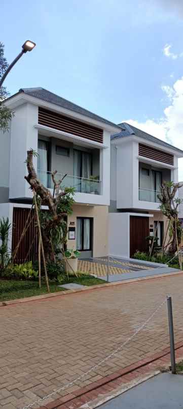 rumah jl kodau jatiwarna